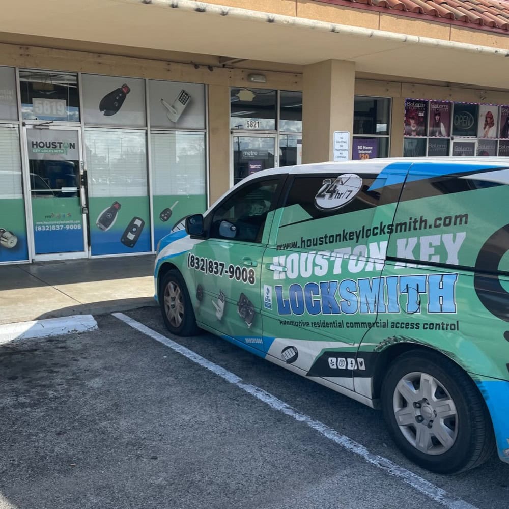 Houston Key Locksmith car key replacement service for lost car keys