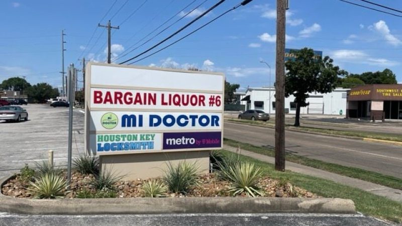 houston-key-locksmith-store-sign houston-key-locksmith-store-sign